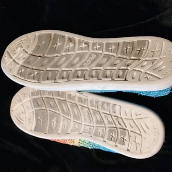 Bobs! - Picture 2 of 4